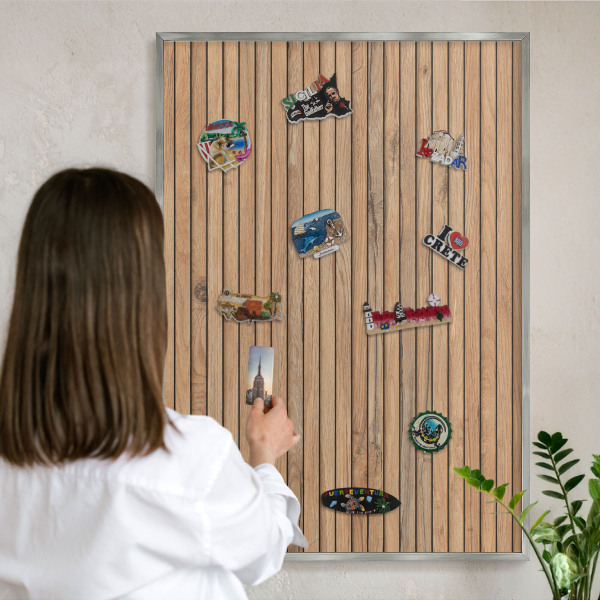Metalltafel für Magnete mit silbernem Rahmen Holzbretter