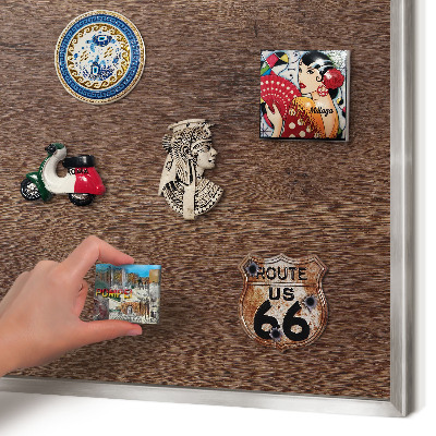 Metalltafel für Magnete mit silbernem Rahmen Braunes Holz