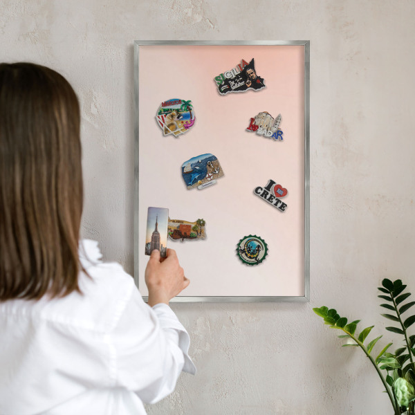 Metalltafel für Magnete mit silbernem Rahmen Pastellfarbener Charme