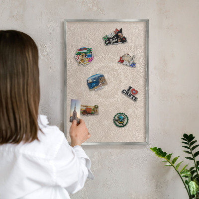 Metalltafel für Magnete mit silbernem Rahmen Dekorative Mandala