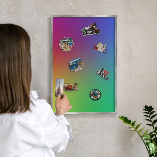 Metalltafel für Magnete mit silbernem Rahmen Regenbogenfarben