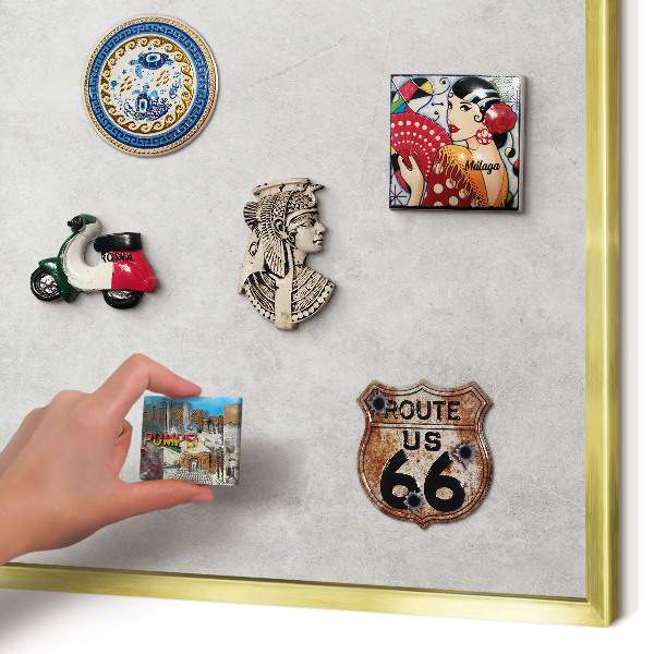 Magnettafel für Urlaubsmagnete in Goldrahmen Graue Eleganz