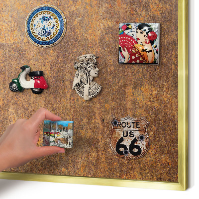 Magnettafel für Urlaubsmagnete in Goldrahmen Rostige Eleganz