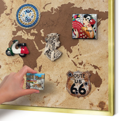 Magnettafel für Urlaubsmagnete in Goldrahmen Weltkarte