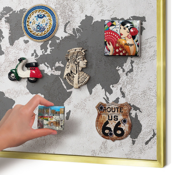 Magnettafel für Urlaubsmagnete in Goldrahmen Weltkarte