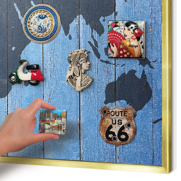 Magnettafel für Urlaubsmagnete in Goldrahmen Weltkarte