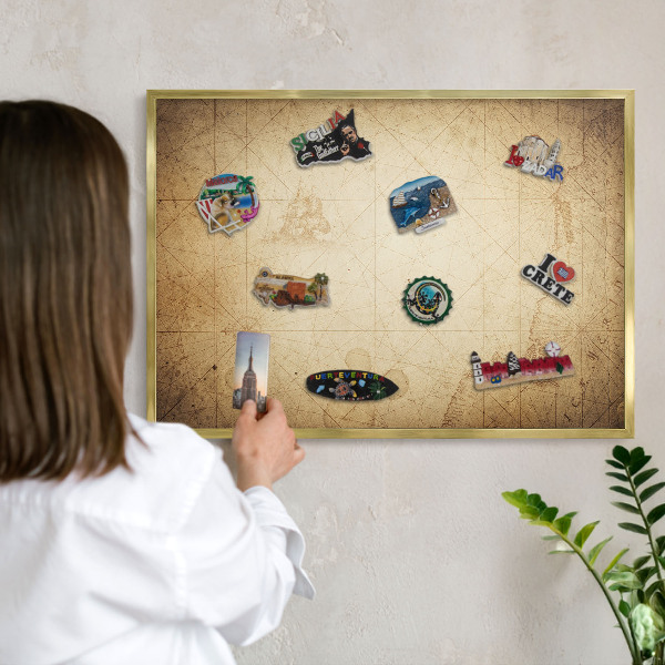 Magnettafel für Urlaubsmagnete in Goldrahmen Antike Karte