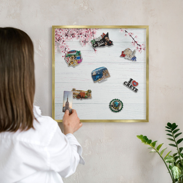 Magnettafel für Urlaubsmagnete in Goldrahmen Blühende Eleganz