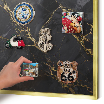 Magnettafel für Urlaubsmagnete in Goldrahmen Schwarzer Marmor