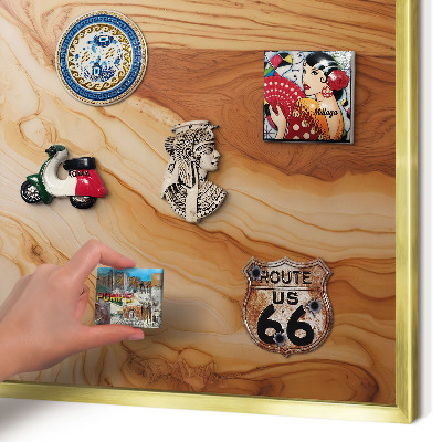 Magnettafel für Urlaubsmagnete in Goldrahmen Holzstruktur