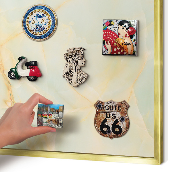 Magnettafel für Urlaubsmagnete in Goldrahmen Marmor-Eleganz