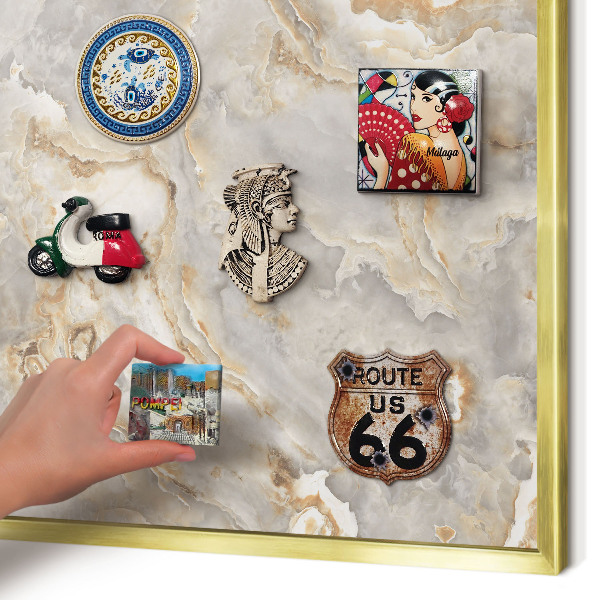 Magnettafel für Urlaubsmagnete in Goldrahmen Marmor-Eleganz