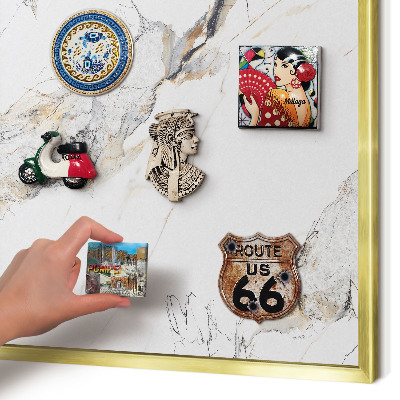 Magnettafel für Urlaubsmagnete in Goldrahmen Marmoroptik