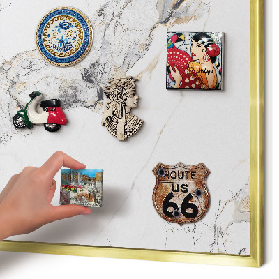 Magnettafel für Urlaubsmagnete in Goldrahmen Marmoroptik