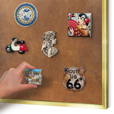 Magnettafel für Urlaubsmagnete in Goldrahmen Braune Textur