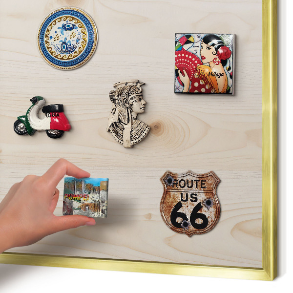 Magnettafel für Urlaubsmagnete in Goldrahmen Holzmuster