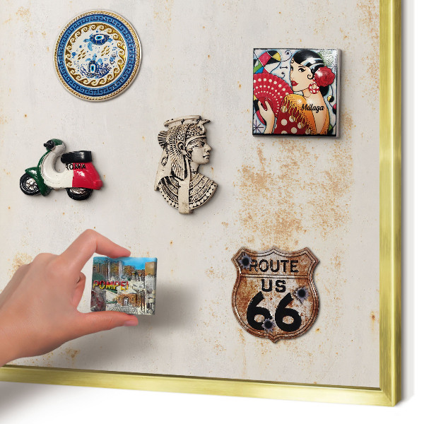 Magnettafel für Urlaubsmagnete in Goldrahmen Rostige Textur