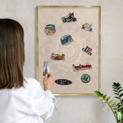 Magnettafel dekorativ bedruckt mit goldenem Rahmen Dekorative Mandala