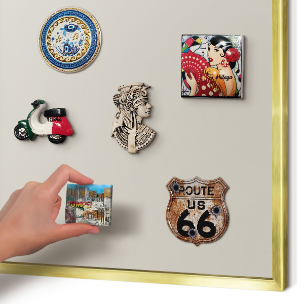 Magnettafel für Urlaubsmagnete in Goldrahmen Warmer Stein