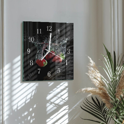 Wanduhr quadratisch Erdbeeren