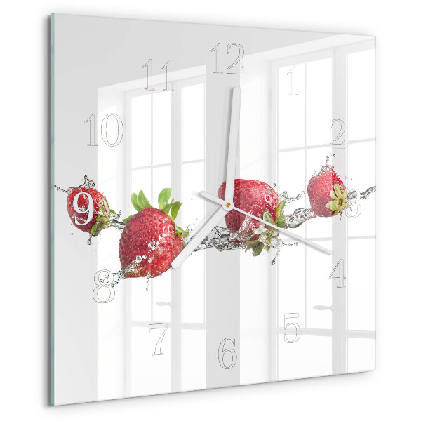 Wanduhr quadratisch Erdbeeren in Wasser