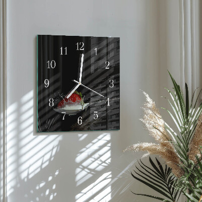 Wanduhr quadratisch Erdbeere