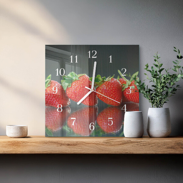 Wanduhr quadratisch Erdbeeren