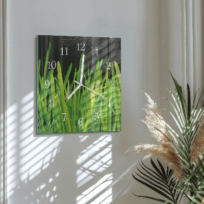 Wanduhr quadratisch Gras