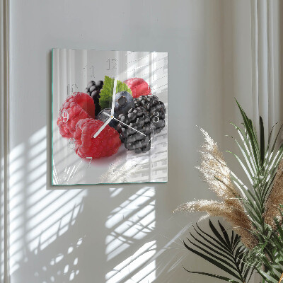 Wanduhr quadratisch Beeren