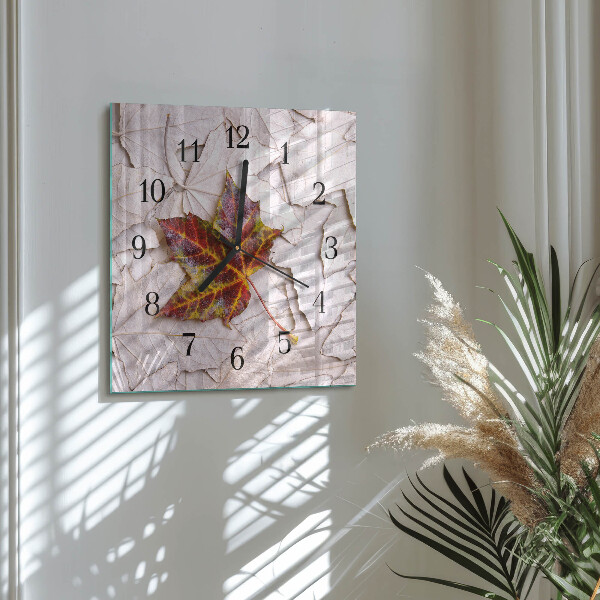 Wanduhr aus glas Ahornblatt