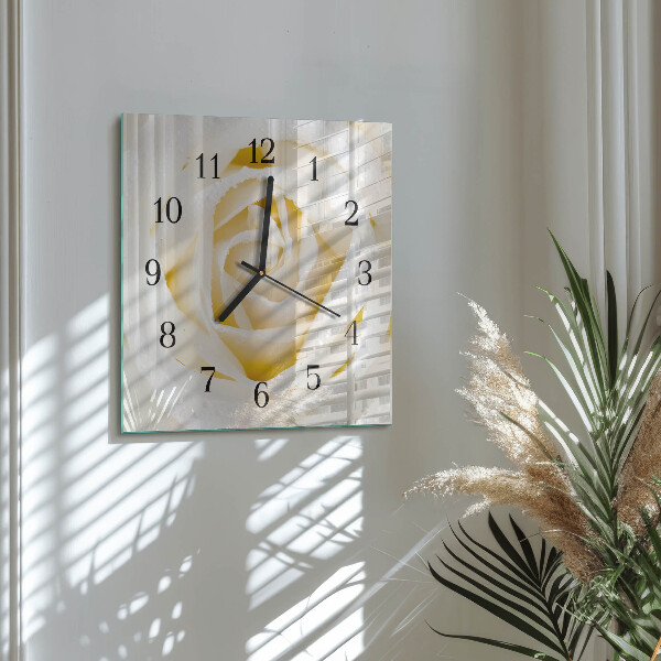 Wanduhr aus glas Rose
