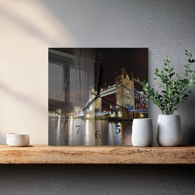 Wanduhr aus glas London Bridge