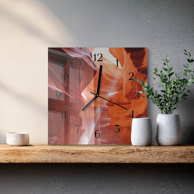 Wanduhr aus glas Höhle