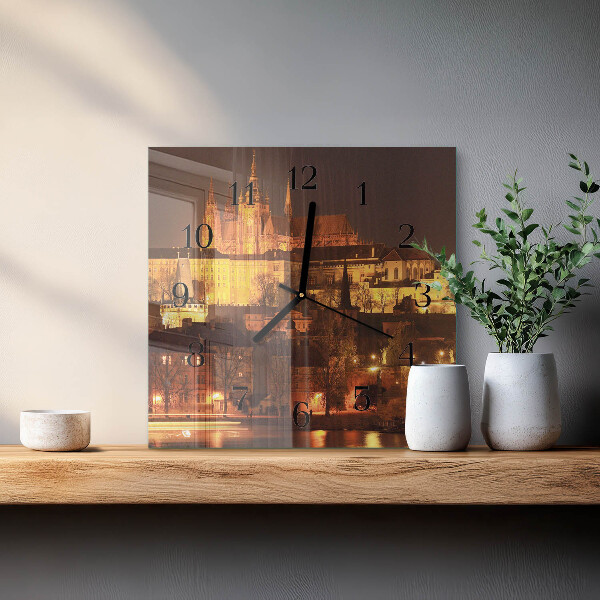 Wanduhr aus glas Prag
