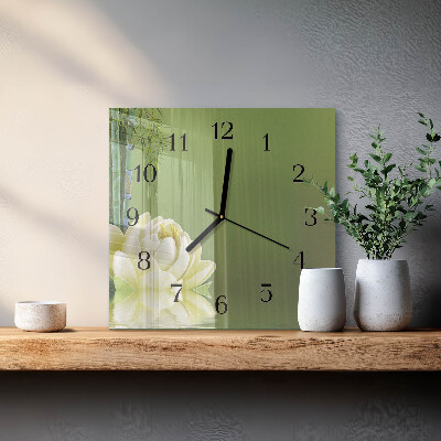 Wanduhr aus glas Lilie