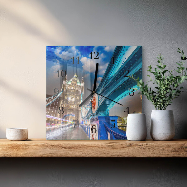 Wanduhr aus glas Brücke