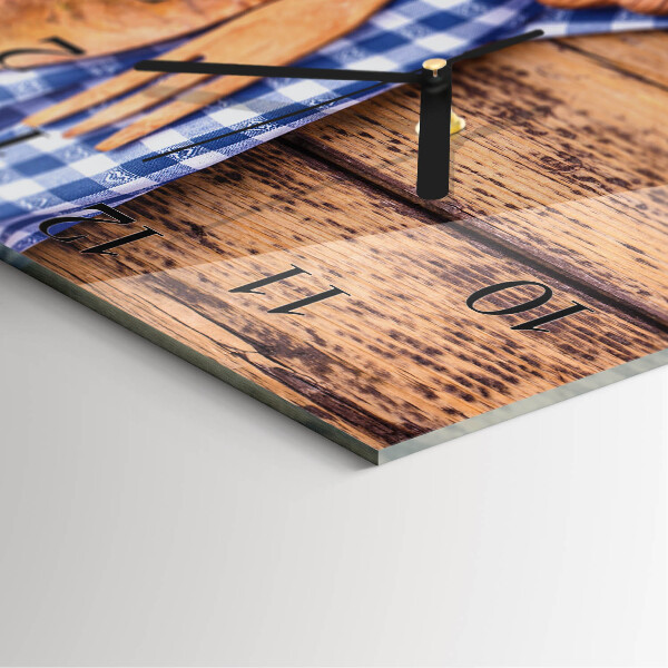 Wanduhr aus glas Holz und Besteck