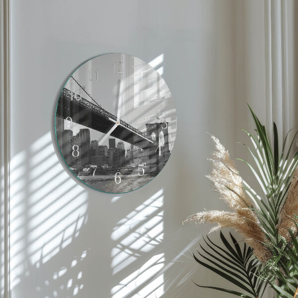 Glas wanduhr Brücke