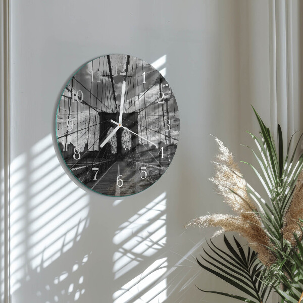 Glas wanduhr Brücke