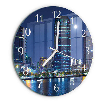 Glas wanduhr Abend in der Stadt