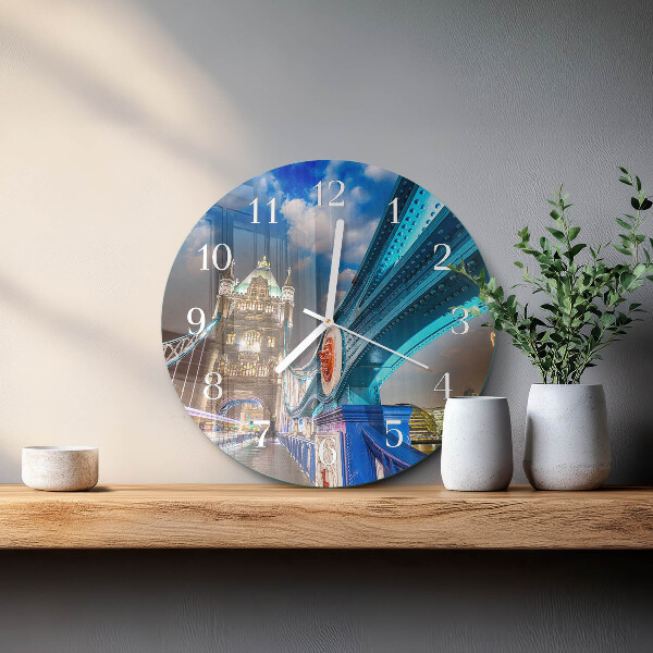Glas wanduhr Brücke