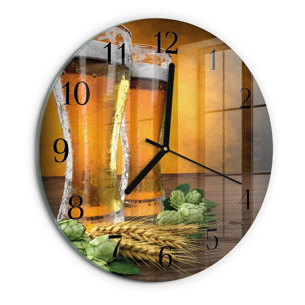 Wanduhr rund Gläser Bier
