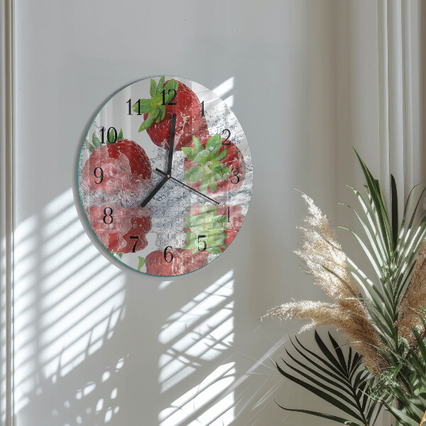 Wanduhr rund Erdbeeren