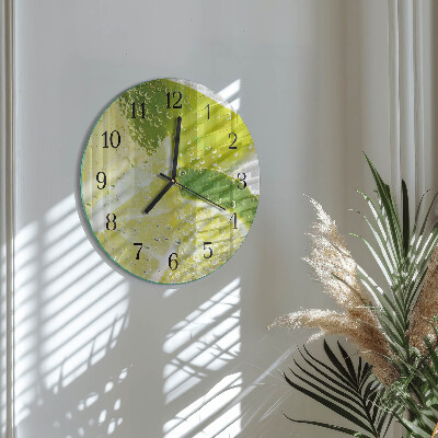 Wanduhr rund Kalkwasser