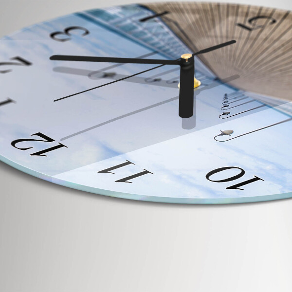 Wanduhr rund Pier