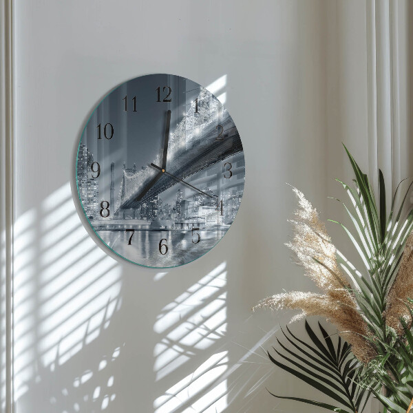Wanduhr rund Brücke