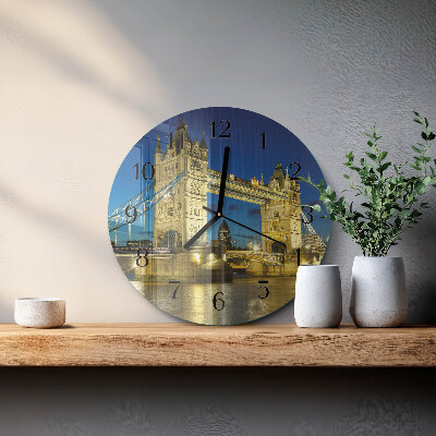 Wanduhr rund London Bridge