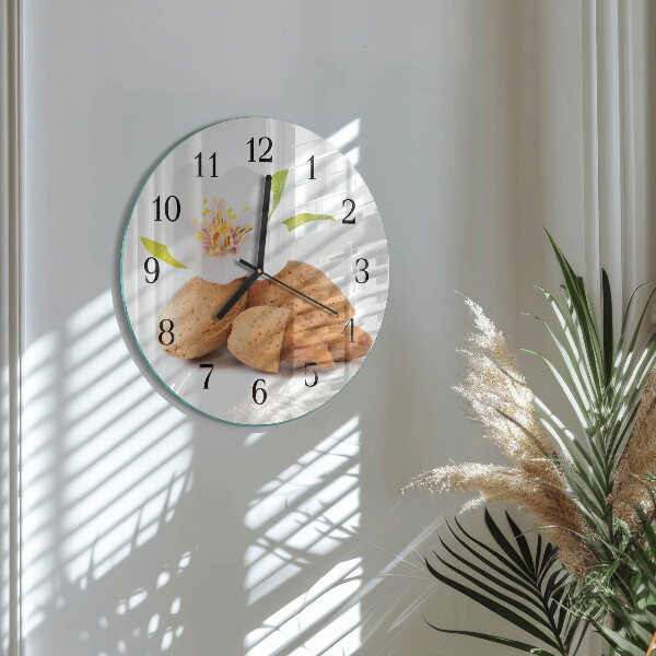 Wanduhr rund Mandeln