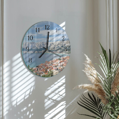 Wanduhr rund Bucht
