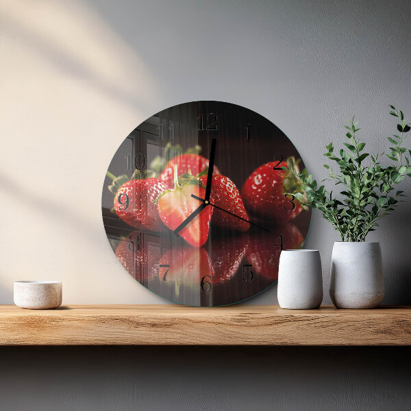 Wanduhr rund Erdbeeren